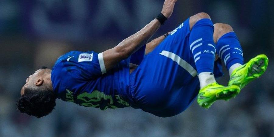 الهلال يفوز على العين 5-4 في مباراة ماراثونية بدوري أبطال آسيا (فيديو)